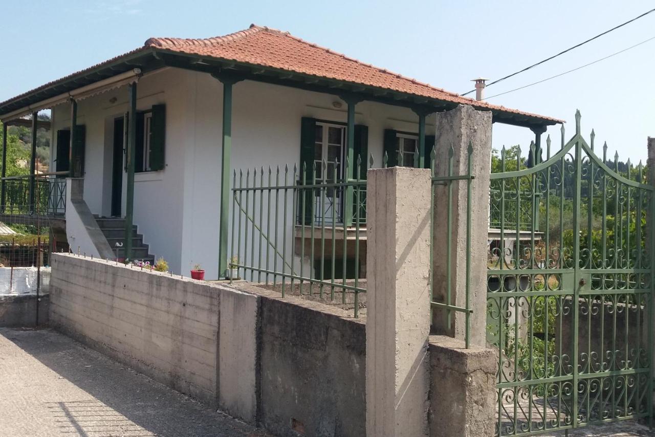 Anesis Villa Asprogerakata Ngoại thất bức ảnh